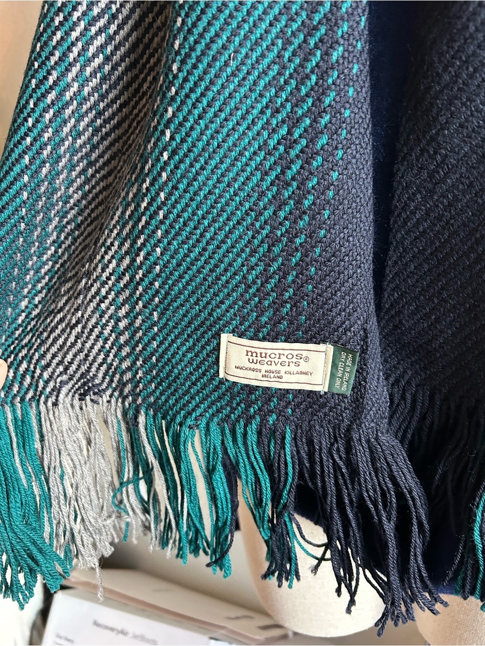 Mucros Weavers Green and Navy Two-Tone Woven Fringe Scarf 100% wool - Picture 4 of 6